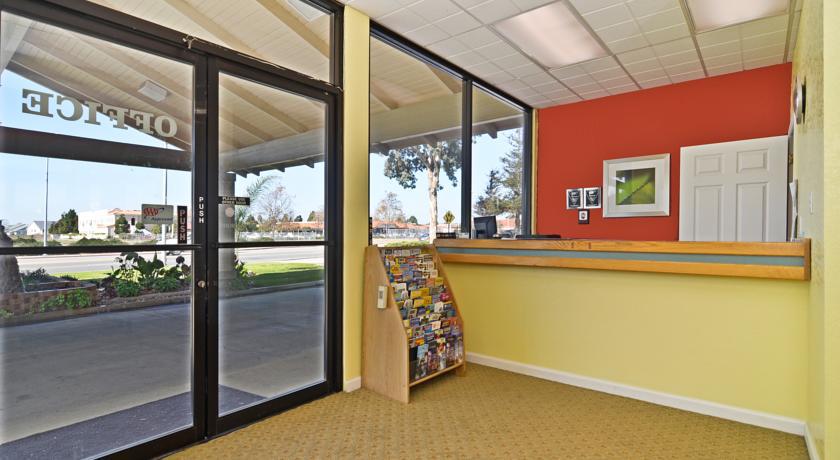 Inn At Highway 1 Lompoc Exterior photo